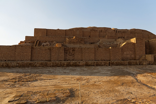 Choqâ Zanbil-Zigourat-005